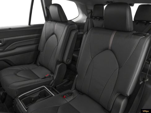 New 2026 Toyota Grand Highlander AWD image 11