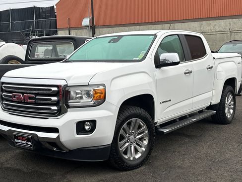 Used 2015 GMC Canyon SLT w/ Driver Alert Package image 4
