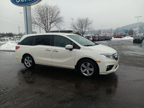 Used 2019 Honda Odyssey EX-L image 2