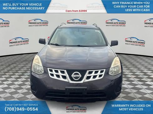 Used 2012 Nissan Rogue SV image 2