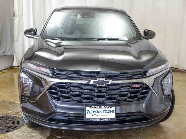 New 2026 Chevrolet Trax RS w/ Driver Confidence Package FWD image 5