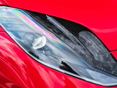 Used 2020 Ferrari 812 Superfast RWD image 10