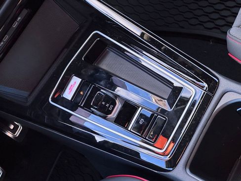 New 2026 Volkswagen Golf SE image 24