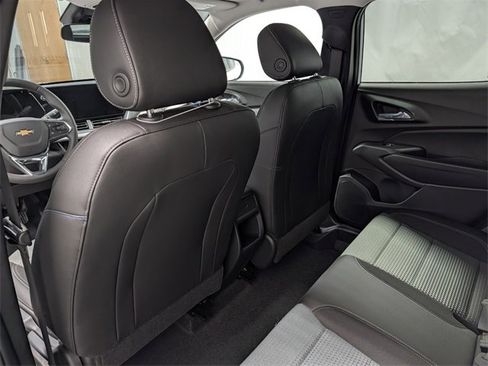 New 2026 Chevrolet Trax LT w/ Driver Confidence Package image 11