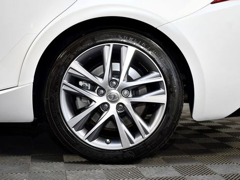 Used 2020 Lexus IS 300 image 15