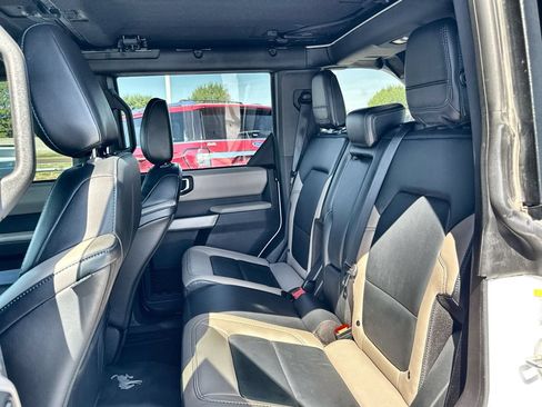 Used 2022 Ford Bronco Wildtrak AWD/4WD image 25