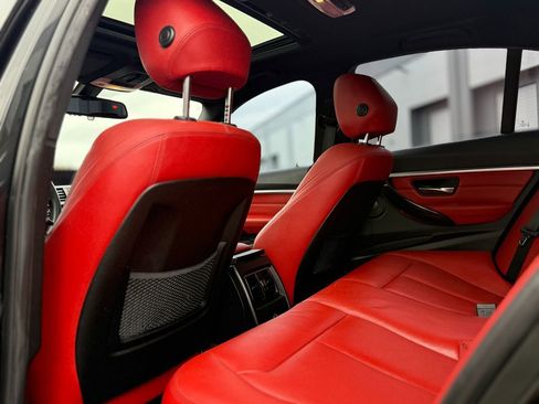 Used 2021 BMW M340i w/ Driving Assistance Package image 33