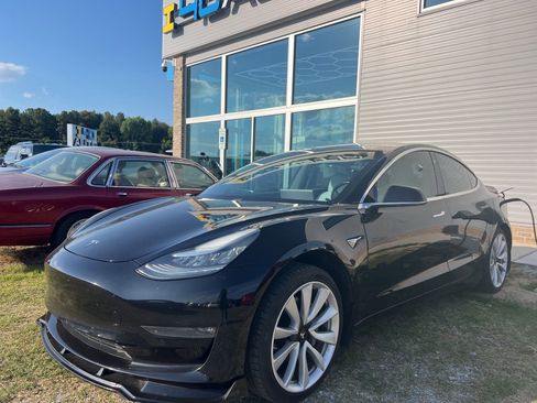 Used 2018 Tesla Model 3 Long Range AWD/4WD image 21