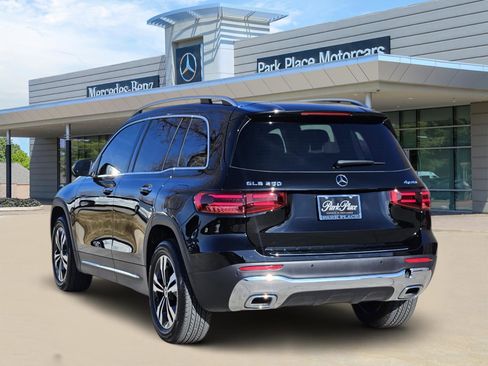 Certified 2025 Mercedes-Benz GLB 250 4MATIC image 4