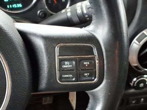 Used 2014 Jeep Wrangler Unlimited Sahara w/ Connectivity Group AWD/4WD image 12