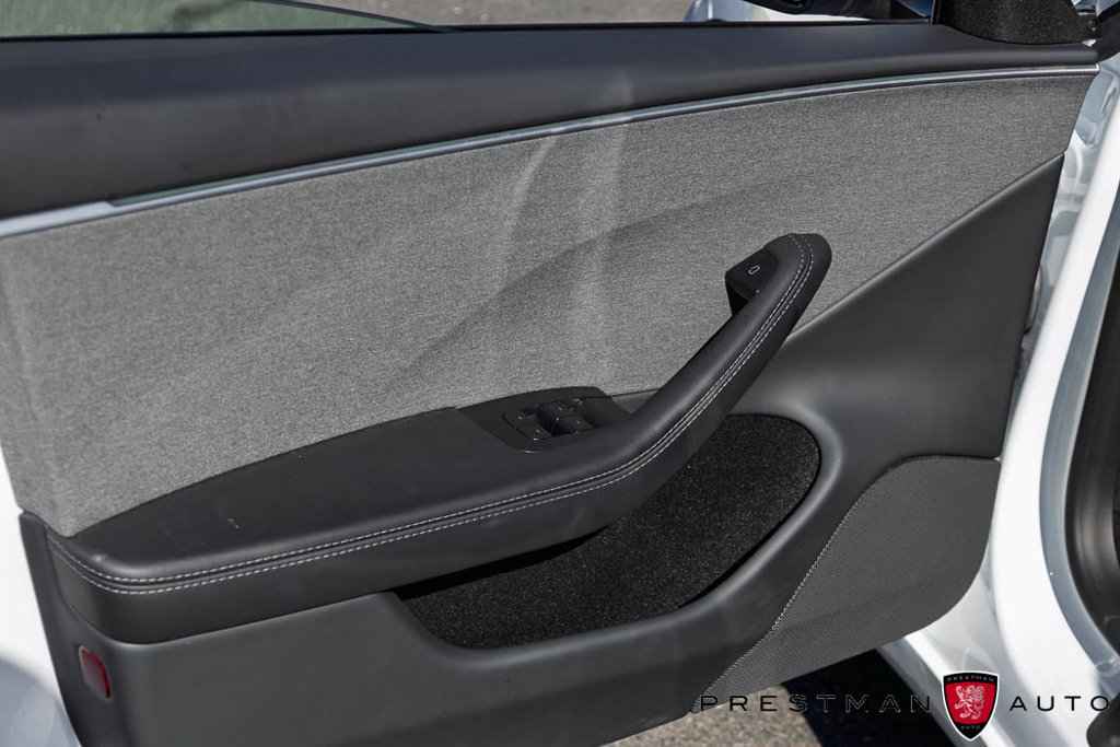 Used 2025 Tesla Model 3 Long Range RWD image 27