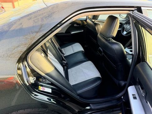 Used 2012 Toyota Camry SE w/ Leather Pkg image 33