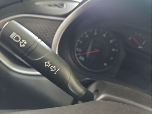 Used 2022 Chevrolet Malibu LT image 28