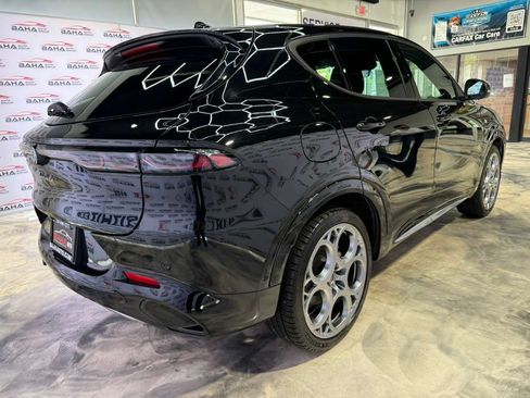 Used 2024 Alfa Romeo Tonale Ti AWD/4WD image 5