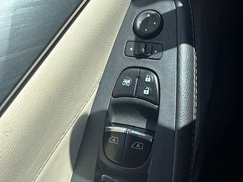 Used 2018 Nissan Maxima 3.5 SL FWD image 5