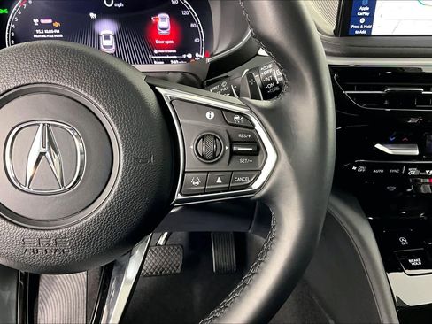 Used 2025 Acura MDX SH-AWD w/ Technology Package image 23