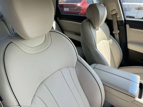 Used 2017 Genesis G80 3.8 w/ Option Group 03 RWD image 29