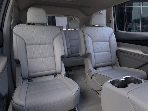 New 2026 Buick Enclave Avenir image 17