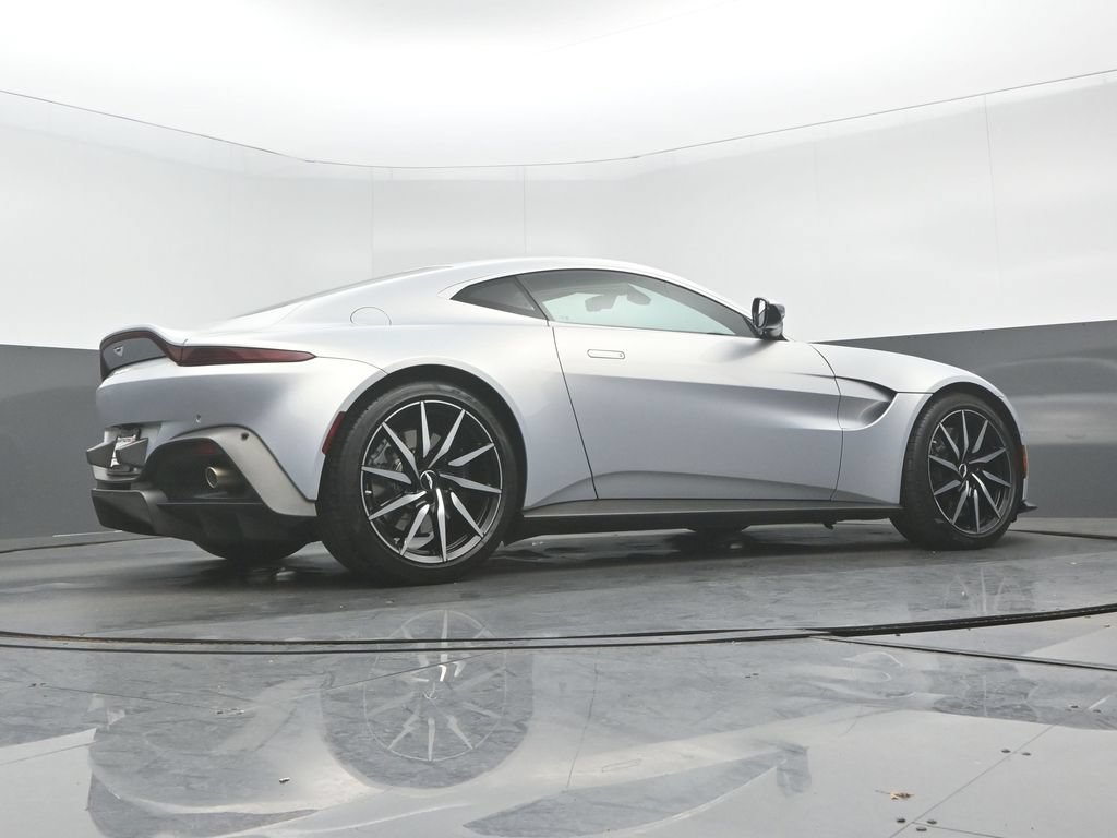 Used 2020 Aston Martin V8 Vantage Coupe RWD image 28