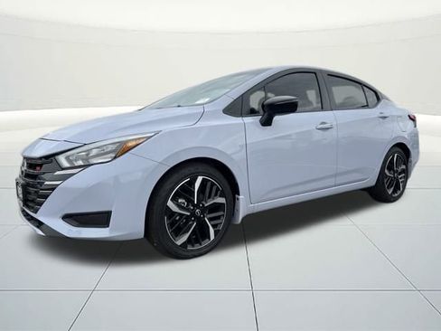 New 2025 Nissan Versa SR w/ Trunk Package image 1