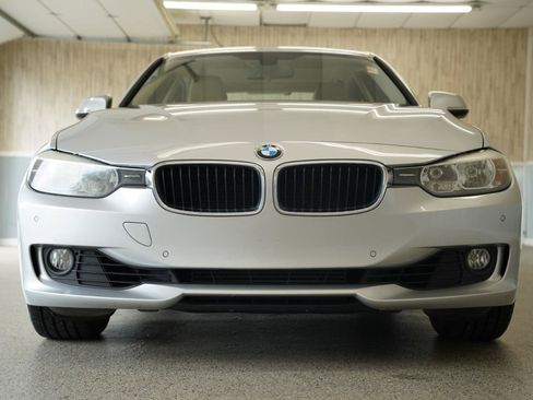 Used 2015 BMW 328i Sedan RWD image 2