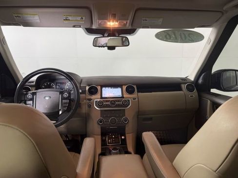 Used 2016 Land Rover LR4 HSE LUX image 27