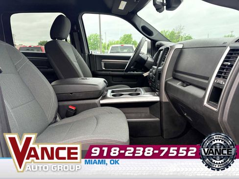 Used 2023 RAM 1500 Classic Warlock w/ Trailer Tow Group AWD/4WD image 17