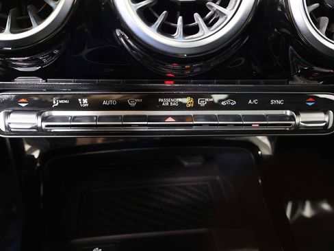 Used 2025 Mercedes-Benz CLA 250 4MATIC image 51