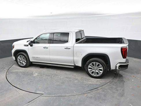 Used 2020 GMC Sierra 1500 Denali w/ Denali Ultimate Package AWD/4WD image 12