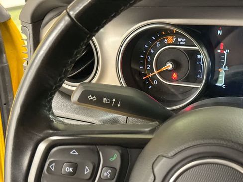 Used 2020 Jeep Wrangler Sport image 26
