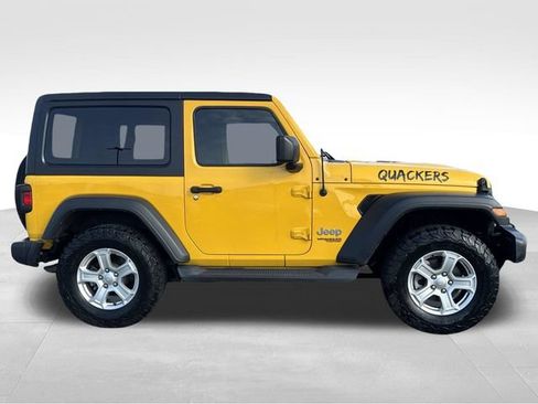 Used 2018 Jeep Wrangler Sport AWD/4WD image 6