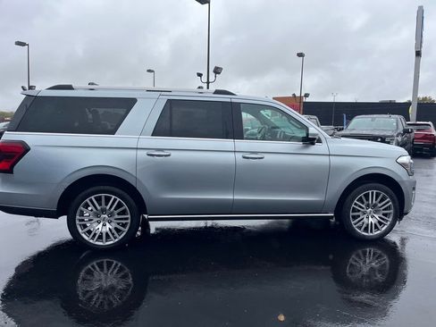 Used 2023 Ford Expedition Max Limited image 6