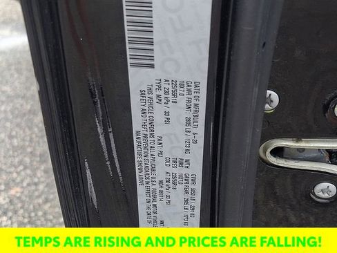 Used 2020 Jeep Cherokee Latitude Plus image 22