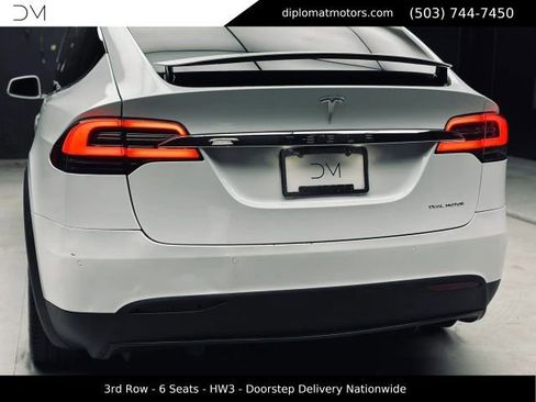 Used 2020 Tesla Model X Long Range AWD/4WD image 16