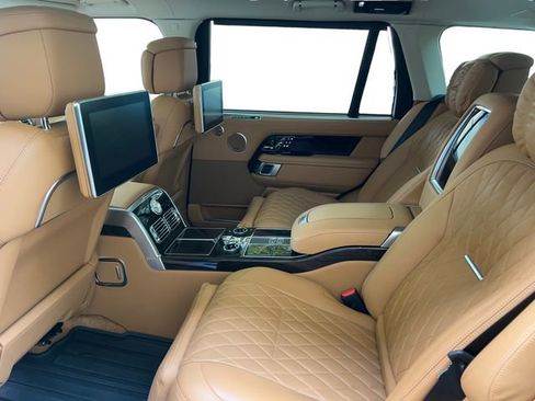 Used 2019 Land Rover Range Rover LWB SV Autobiography image 11