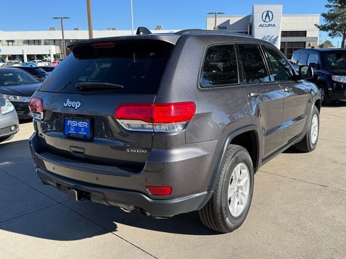 Used 2017 Jeep Grand Cherokee Laredo w/ Quick Order Package 23E image 4
