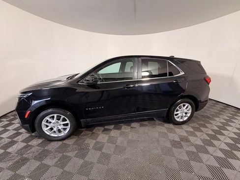 Used 2024 Chevrolet Equinox LT AWD/4WD image 4