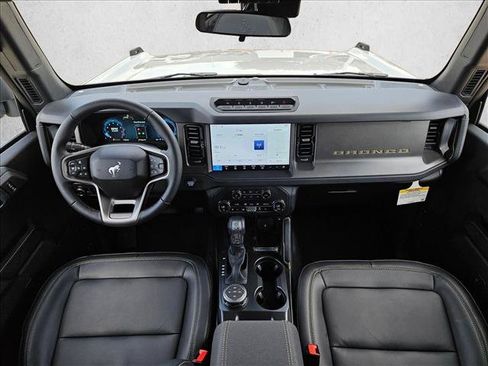 New 2026 Ford Bronco Badlands AWD/4WD image 15