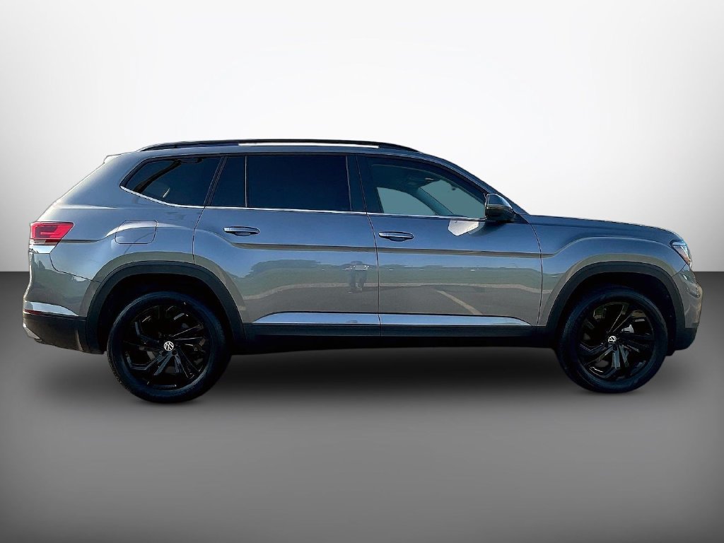 Used 2023 Volkswagen Atlas SE w/ Black Wheel Package AWD/4WD image 8