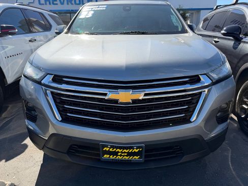 Used 2023 Chevrolet Traverse LT image 43