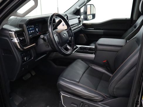 Used 2023 Ford F250 Lariat w/ Sport Appearance Package image 25
