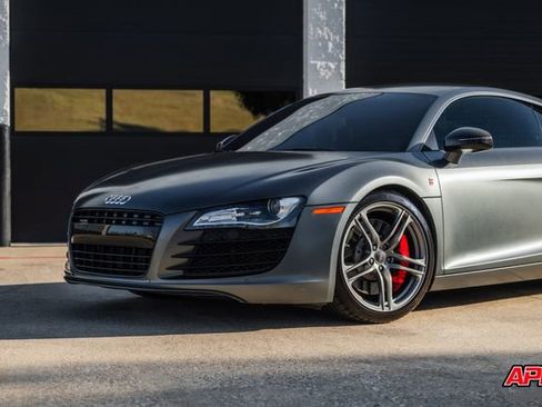 Used 2012 Audi R8 V8 image 46