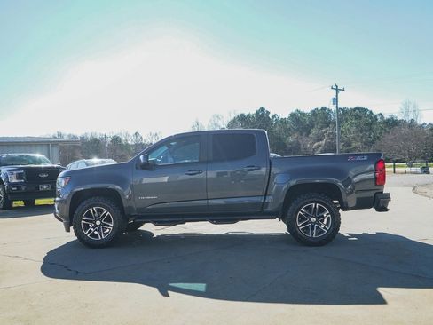 Used 2016 Chevrolet Colorado Z71 image 35