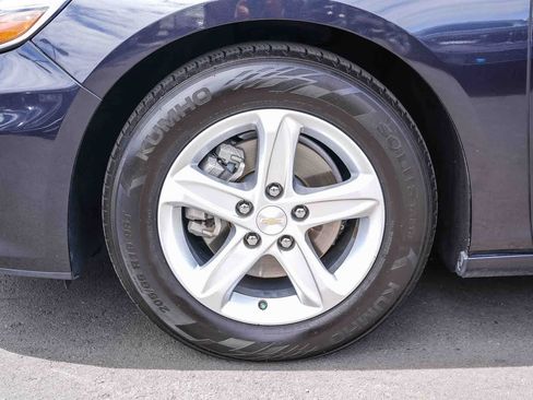 Used 2023 Chevrolet Malibu LS FWD image 11