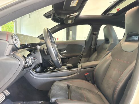 Used 2023 Mercedes-Benz CLA 250 4MATIC image 11