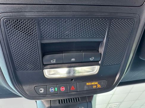 Used 2025 Chevrolet Equinox LT w/ Convenience Package II image 33