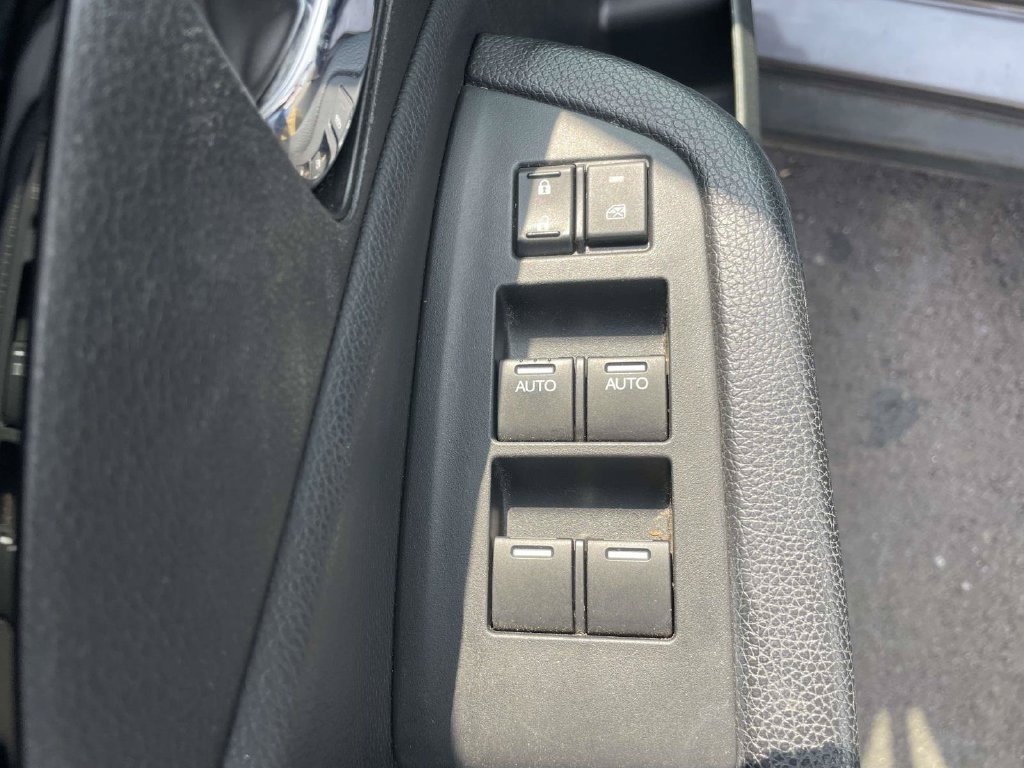 Used 2017 Honda Pilot Touring image 16