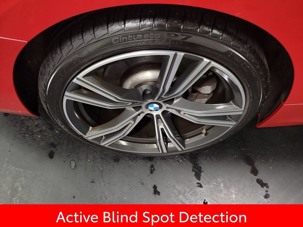 Used 2024 BMW 330i xDrive Sedan w/ Premium Package AWD/4WD image 11