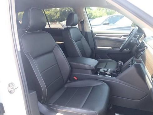 Certified 2023 Volkswagen Atlas SE w/ Black Wheel Package AWD/4WD image 21