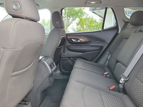 Used 2021 GMC Terrain SLE FWD image 15